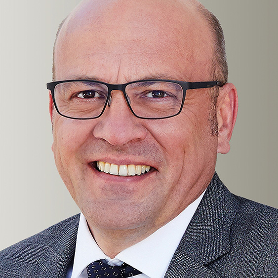  Alexander Throm